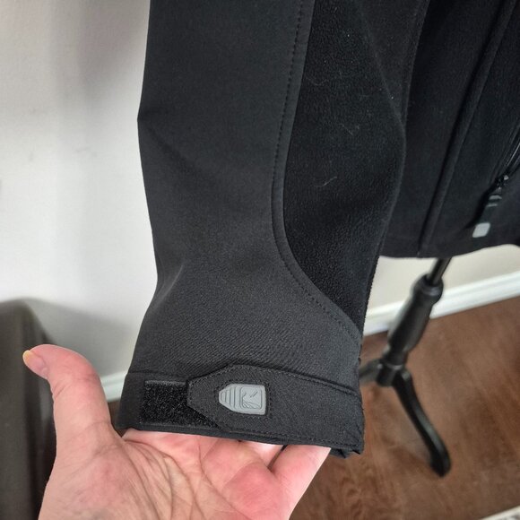 Men's Activewear Jacket - Picture 4 of 10